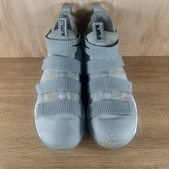 NIKE LEBRON JAMES ZOOM 943-155-002 SIZE 10.5 HIGH TOP SNEAKERS GREY - Picture 3 of 16